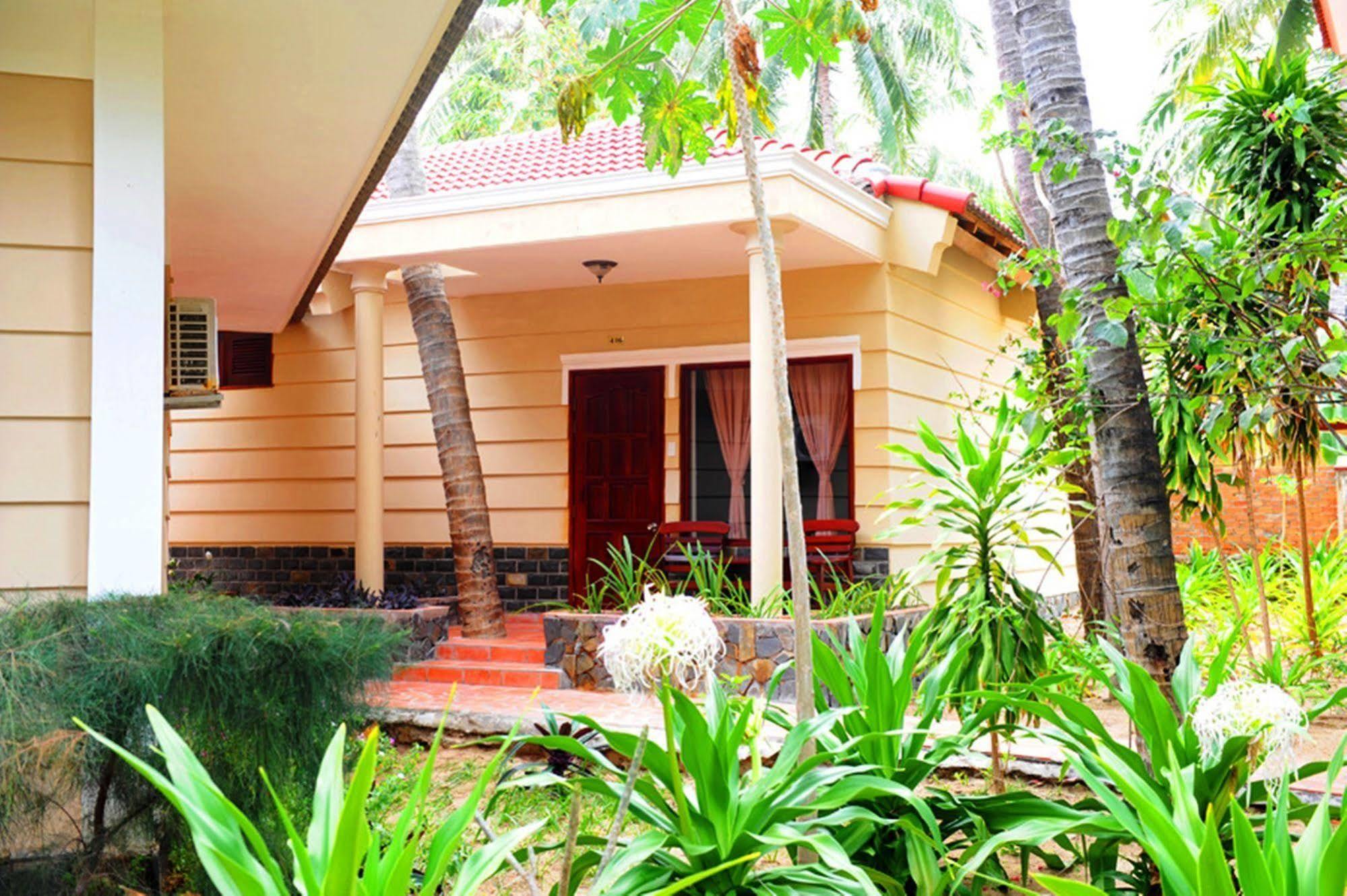 Vinh Suong Seaside Hotel And Resort Phan Thiet Exterior foto