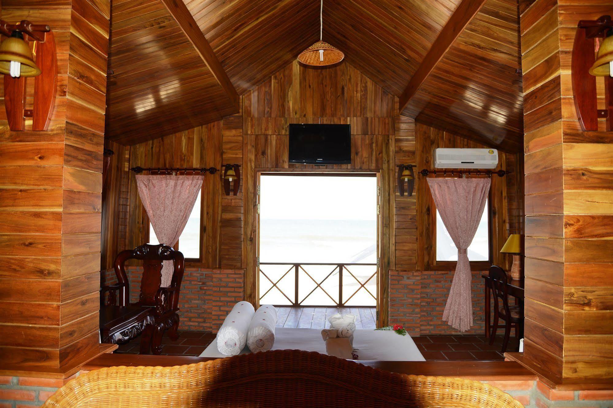 Vinh Suong Seaside Hotel And Resort Phan Thiet Exterior foto